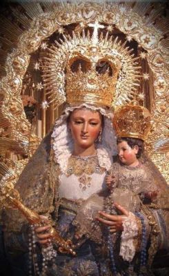  La Virgen de la Luz - Một Biểu Tượng Của Ánh Sáng Thiêng Liêng và Sự Tinh Khôi!